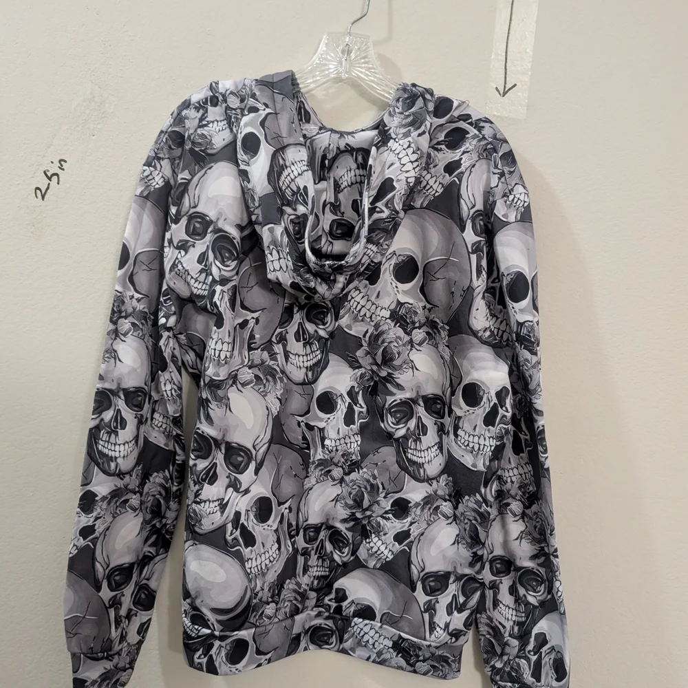 Skull Print Gray Hoodie - Picture 3 of 9